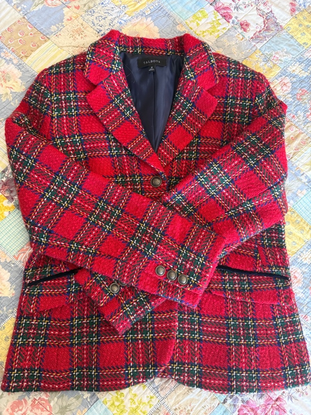 Size 12 New without tags. Classic Talbots Red Green Navy Plaid Wool-Blend Blazer